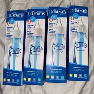 4 Brand new Dr. Brown’s 8oz bottles